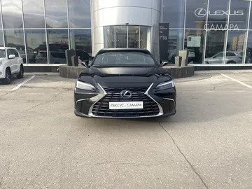 Купить Lexus ES, VII Рестайлинг 2 Черный 200 2.0 CVT (173 л.с.) от 6350000 ₽. в Самаре