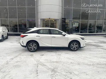 Купить Lexus RX, V Белый 300 2.0 AT (248 л.с.) 4WD от 7990000 ₽. в Самаре