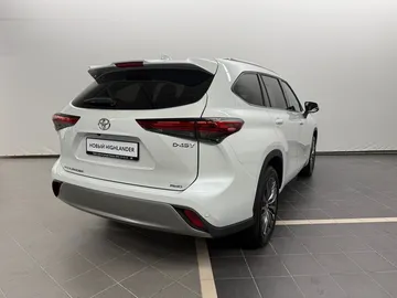 Купить Toyota Highlander, IV (XU70) Белый 2.0 AT (248 л.с.) 4WD от 5799000 ₽. в Самаре